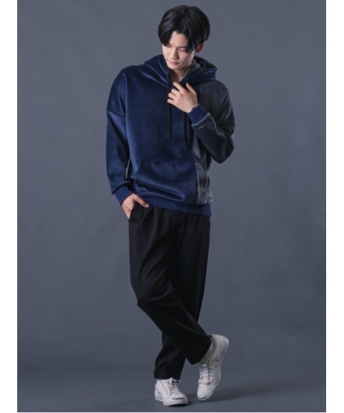 REGIEVO（レジエボ）の「肌触り抜群の上質なパーカー（パーカー・メンズ・ベージュ/ネイビー/イエロー・MEDIUM/LARGE/X-LARGE）」の14枚目の写真