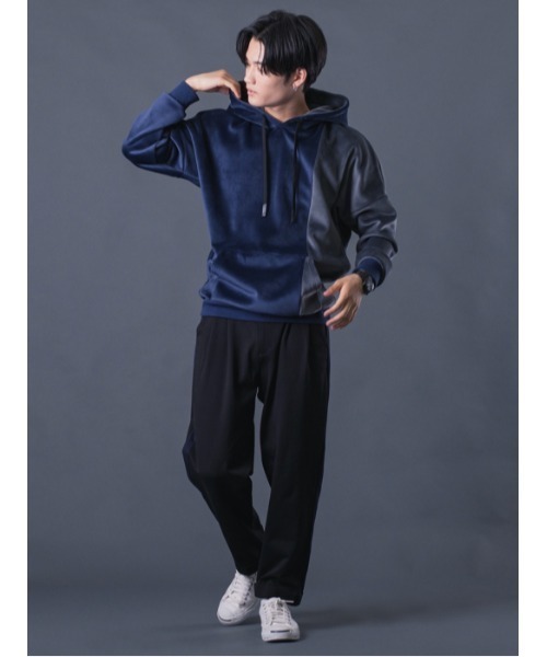 REGIEVO（レジエボ）の「肌触り抜群の上質なパーカー（パーカー・メンズ・ベージュ/ネイビー/イエロー・MEDIUM/LARGE/X-LARGE）」の15枚目の写真