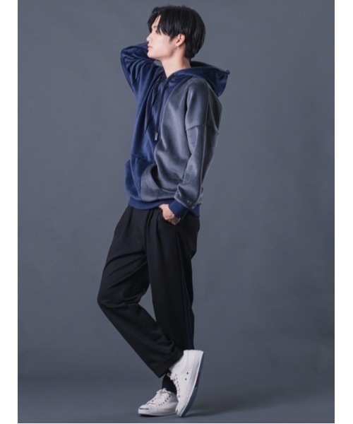 REGIEVO（レジエボ）の「肌触り抜群の上質なパーカー（パーカー・メンズ・ベージュ/ネイビー/イエロー・MEDIUM/LARGE/X-LARGE）」の16枚目の写真