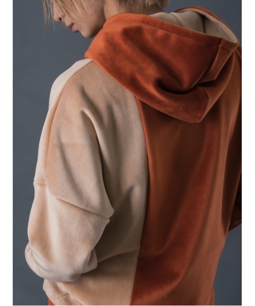 REGIEVO（レジエボ）の「肌触り抜群の上質なパーカー（パーカー・メンズ・ベージュ/ネイビー/イエロー・MEDIUM/LARGE/X-LARGE）」の21枚目の写真