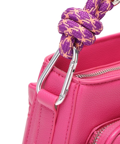 jouetie(ジュエティ)の「【jouetie/ジュエティ】3ポケット パラコード2WAYショルダーバッグ(ショルダーバッグ・レディース・シルバー/ピンク/ブラック・FREE)」の11枚目の写真