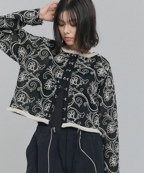 ELLEgirl（エルガール）の「コード刺繍メッシュカーディガン【ELLEgirl/エルガール】（カーディガン/ボレロ・レディース・ブラック/アイボリー・FREE）」の3枚目の写真