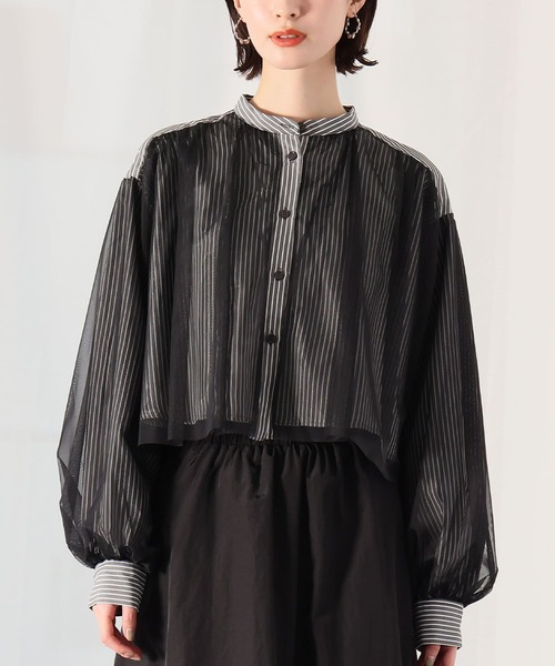 Ampirula（アンピルーラ）の「チュールレイヤードストライプクロップドシャツ（シャツ/ブラウス・レディース・ブラック/ブルー/ホワイト・FREE）」の2枚目の写真