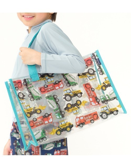 Kids Foret（キッズフォーレ）の「総柄プールバッグ（スイムグッズ・キッズ・ブラック/グリーン/ターコイズブルー/ブルー/イエロー×グリーン・FREE）」の2枚目の写真