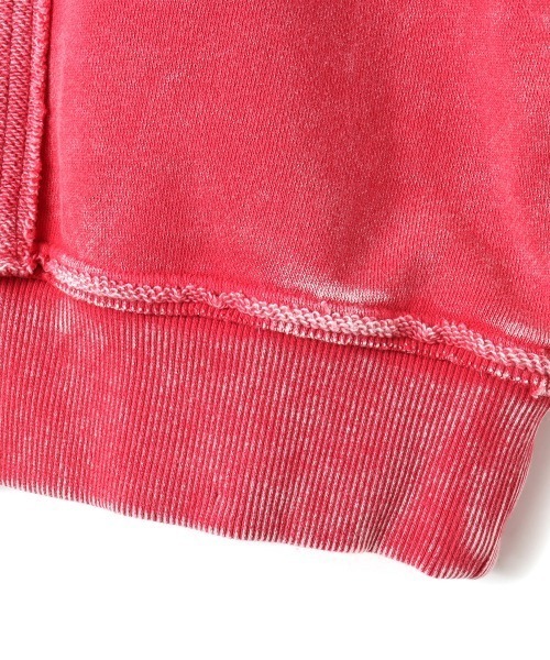 atmos pink(アトモスピンク)の「atmos pink Pigment Sweatshirt / アトモス ピンク ピグメント スウェットシャツ(スウェット・レディース・ピンク/ブラック/ブルー・FREE)」の19枚目の写真