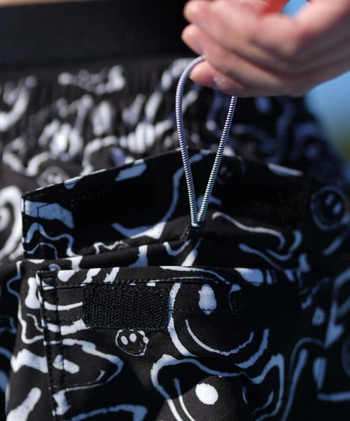 VOLCOM（ボルコム）の「VOLCOM/ボルコム 水陸両用/ユーティリティー/水着 総柄 A2512502（水着・メンズ・ブラック・S/M/L/XL）」の11枚目の写真