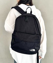 THE NORTH FACE(Um[XtFCX)̍ THE NORTH FACE(UEm[XtFCX)/y A4Ή fCpbN obNpbN bN/TNF DAY PACK M(obNpbN/bN)