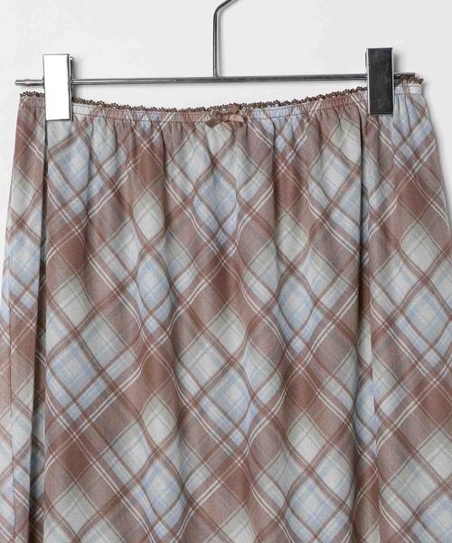 3.3 Field Trip （3.3フィールドトリップ）の「3.3 Field Trip／シアーチェックスカート（スカート・レディース・ベージュ/ネイビー・FREE）」の18枚目の写真