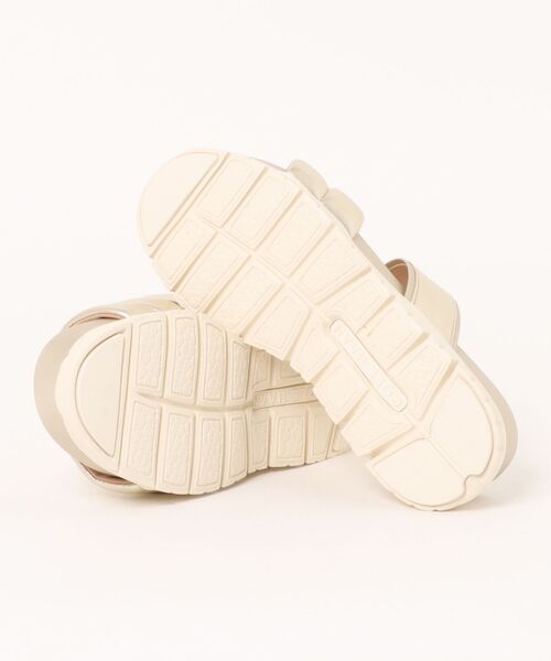 COLE HAAN(コールハーン)の「ゼログランド ダブルバンド スライド サンダル womens(サンダル・レディース・ゴールド・5.5/6/6.5/7/7.5/8/5/8.5)」の10枚目の写真