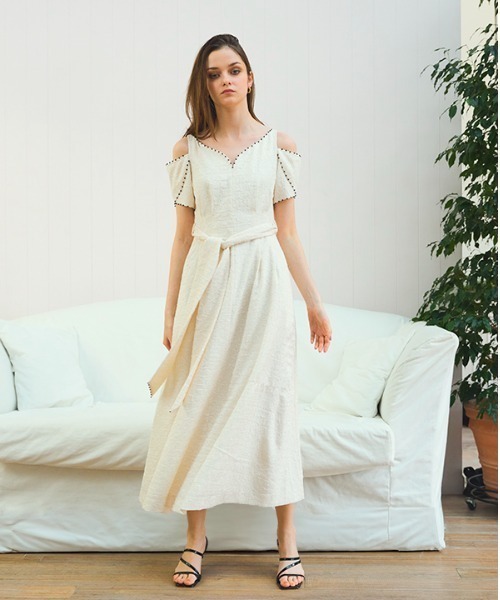 エラディエ　ワンピース セール】Heart neck bead trim one-piece ハートネックビーズ