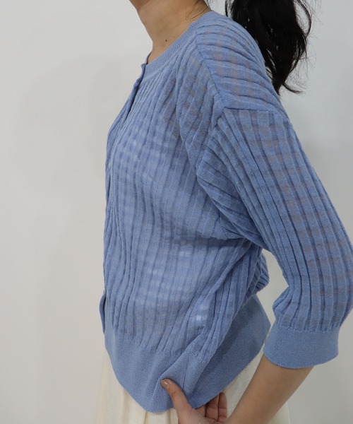 haupia（ハウピア）の「colorfulな空気のニット【カーディガン】（カーディガン/ボレロ・レディース・オフホワイト/ネイビー/ラベンダー/サックスブルー/カーキブラウン・MEDIUM）」の7枚目の写真