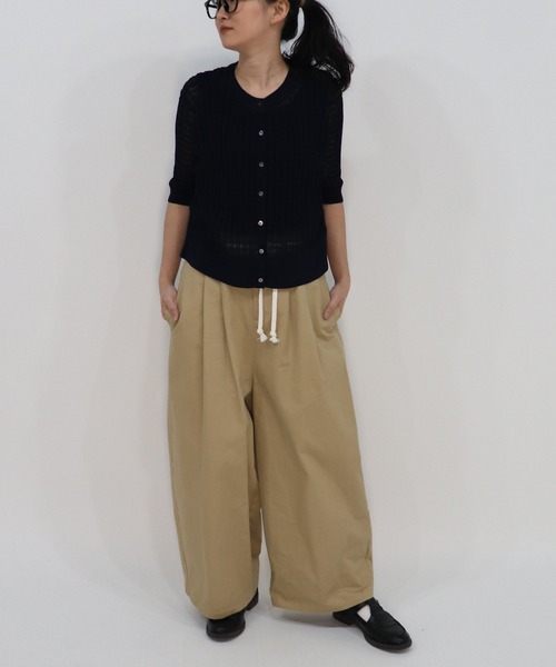 haupia（ハウピア）の「colorfulな空気のニット【カーディガン】（カーディガン/ボレロ・レディース・オフホワイト/ネイビー/ラベンダー/サックスブルー/カーキブラウン・MEDIUM）」の15枚目の写真