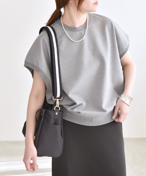 quaranciel(カランシエル)の「quaranciel:〈洗濯機可能〉ライト ポンチ コンパクト フレンチスリーブ TEE(Tシャツ/カットソー・レディース・ライトグレー/オフホワイト/カーキ・ONE SIZE)」の10枚目の写真