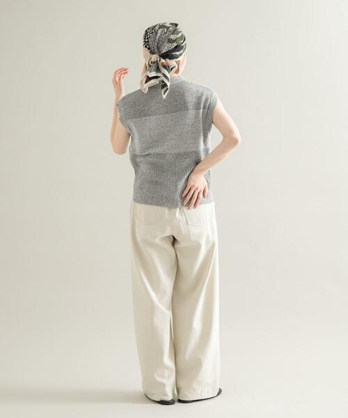 KBF(ケイビーエフ)の「スリーブレスニットシャツ(ニット/セーター・レディース・グレー系その他/ベージュ系その他/ダークブラウン・ONE)」の7枚目の写真