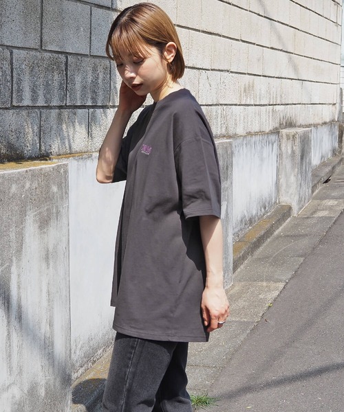 tiptop(ティップトップ)の「カラフルフラワーBIGTシャツ(Tシャツ/カットソー・レディース・スミクロ/オフホワイト/ホワイト系その他/ブラック系その他・FREE)」の20枚目の写真