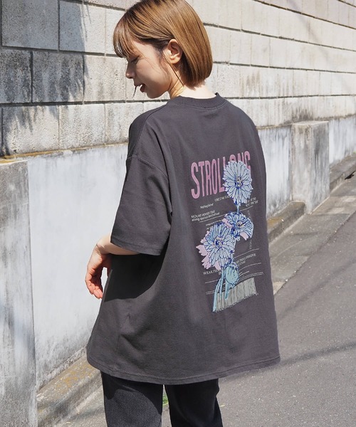 tiptop(ティップトップ)の「カラフルフラワーBIGTシャツ(Tシャツ/カットソー・レディース・スミクロ/オフホワイト/ホワイト系その他/ブラック系その他・FREE)」の22枚目の写真
