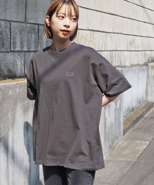 tiptop(ティップトップ)の「カラフルフラワーBIGTシャツ(Tシャツ/カットソー・レディース・スミクロ/オフホワイト/ホワイト系その他/ブラック系その他・FREE)」の17枚目の写真