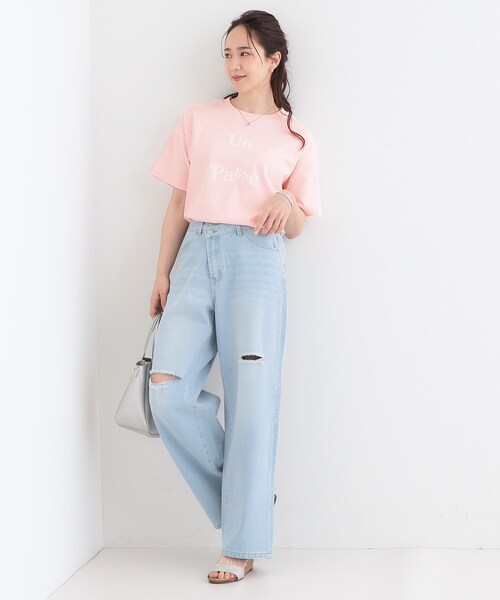 DRESKIP（ドレスキップ）の「【S-LL】大人のきれいめカジュアルに フロッキーロゴTシャツ（Tシャツ/カットソー・レディース・オフホワイト/チャコールグレー/ライトベージュ/ベビーピンク・01/02/03/04）」の20枚目の写真