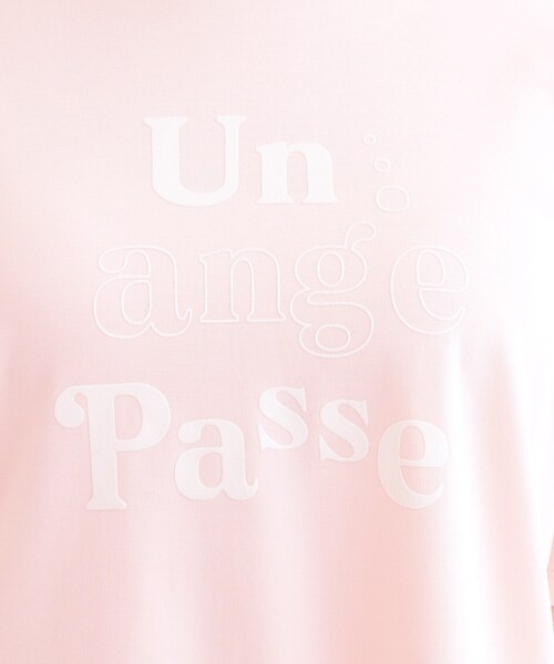 DRESKIP（ドレスキップ）の「【S-LL】大人のきれいめカジュアルに フロッキーロゴTシャツ（Tシャツ/カットソー・レディース・オフホワイト/チャコールグレー/ライトベージュ/ベビーピンク・01/02/03/04）」の21枚目の写真