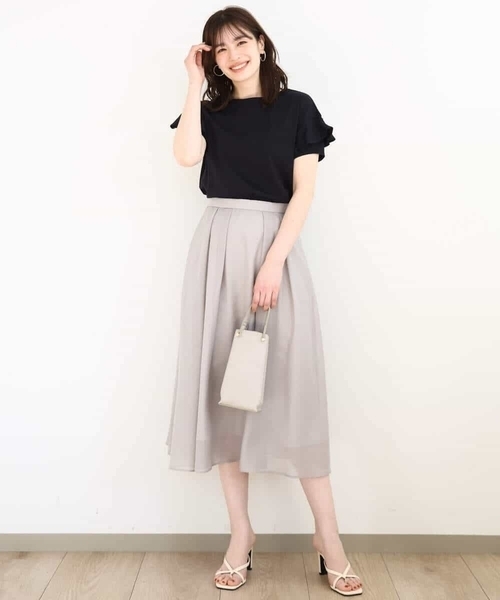 OFUON le MK(オフオンルエムケー)の「フリルデザインスリーブカットソー/接触冷感/洗える/WEB限定サイズあり(Tシャツ/カットソー・レディース・ホワイト/ネイビー・36/38)」の12枚目の写真