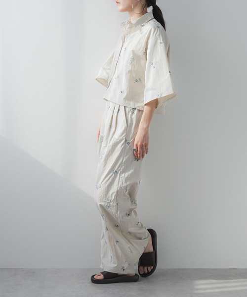 bohmal(ボマール)の「タフタ刺繍ハーフスリーブブラウス(シャツ/ブラウス・レディース・アイボリー/ブラック・MEDIUM)」の22枚目の写真