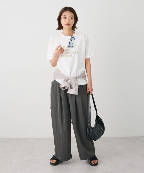 CRAFT STANDARD BOUTIQUE（クラフトスタンダードブティック）の「コクーンカラーナイロンパンツ（その他パンツ・レディース・チャコールグレー/ブラウン/アイボリー・FREE）」の18枚目の写真