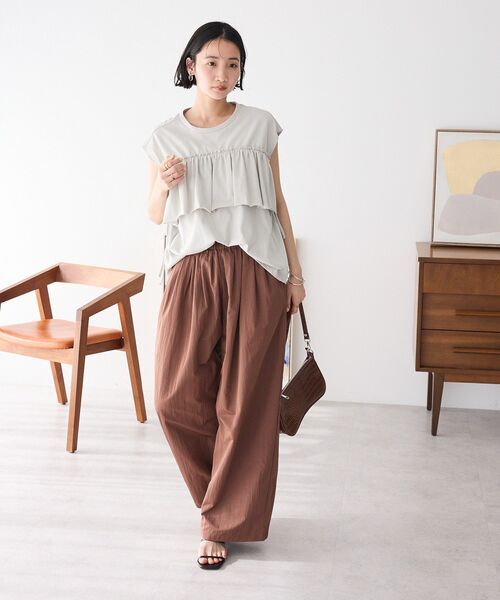 CRAFT STANDARD BOUTIQUE（クラフトスタンダードブティック）の「コクーンカラーナイロンパンツ（その他パンツ・レディース・チャコールグレー/ブラウン/アイボリー・FREE）」の21枚目の写真