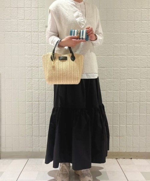 Samantha Thavasa Petit Choice(サマンサタバサ プチチョイス)の「ビッグリボンかごバッグ(トートバッグ・レディース・ピンクベージュ/ベージュ/ブラック・FREE)」の4枚目の写真