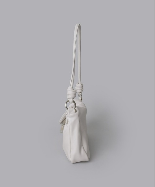 Olu.(オルドット)の「フラップデザインハンドバッグ(ハンドバッグ・レディース・アイボリー/シルバー/ミント/ピンク・FREE)」の19枚目の写真