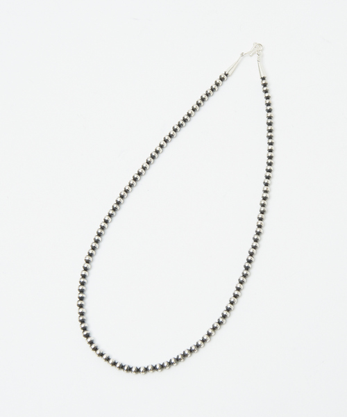 ERICKA NICOLAS BEGAY(エリッカ ニコラス ビゲイ)の「【ERICKA NICOLAS BEGAY / エリッカ ニコラス ビゲイ】5MMプレーンネックレス(ネックレス・メンズ・シルバー・フリー)」の5枚目の写真