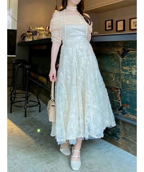 dazzlin（ダズリン）の「シアーオフショルダートップス（Tシャツ/カットソー・レディース・ブルー/オレンジ/チャコールグレー/オフホワイト・FREE）」の5枚目の写真