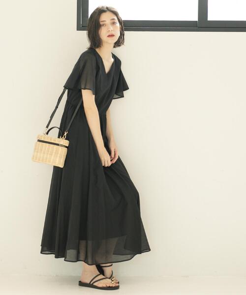 OPAQUE.CLIP（オペークドットクリップ）の「Vネックフィット＆フレアドレス／オーガニックコットン混【洗濯機洗い可】（ワンピース・レディース・ブラック/グリーン系その他2/ブラウン系その他/レッド系/ホワイト系8・38/40/36/42）」の8枚目の写真