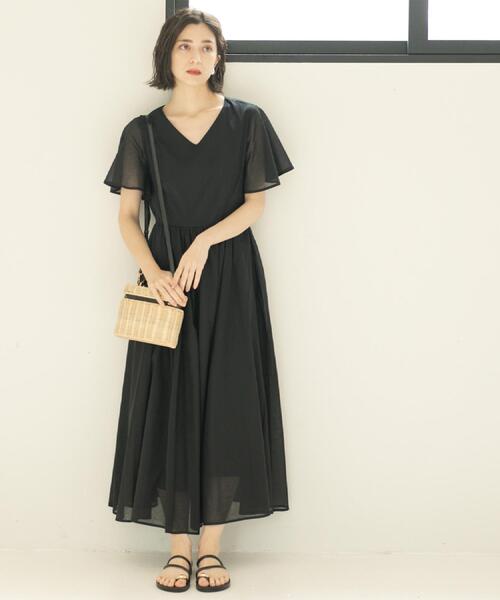 OPAQUE.CLIP（オペークドットクリップ）の「Vネックフィット＆フレアドレス／オーガニックコットン混【洗濯機洗い可】（ワンピース・レディース・ブラック/グリーン系その他2/ブラウン系その他/レッド系/ホワイト系8・38/40/36/42）」の10枚目の写真