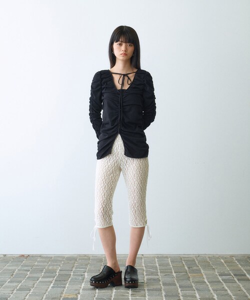 CODE A(コードエー)の「◆sheer gather cardigan(カーディガン/ボレロ・レディース・ブラック/ホワイト・00)」の8枚目の写真