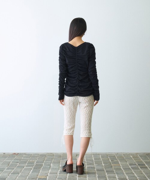 CODE A(コードエー)の「◆sheer gather cardigan(カーディガン/ボレロ・レディース・ブラック/ホワイト・00)」の7枚目の写真