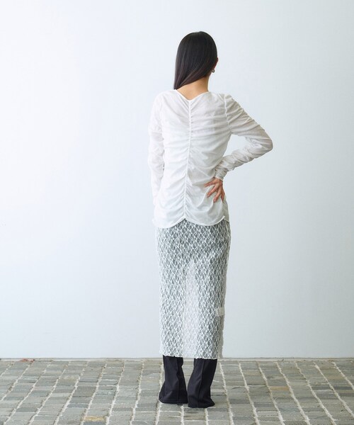 CODE A(コードエー)の「◆sheer gather cardigan(カーディガン/ボレロ・レディース・ブラック/ホワイト・00)」の5枚目の写真