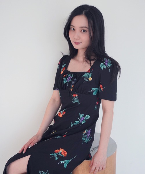 EIMY ISTOIRE（エイミーイストワール）の「ボタニカルフラワーハーフスリーブワンピース（ワンピース・レディース・アイボリー/サックスブルー/ブラック・S/M）」の3枚目の写真