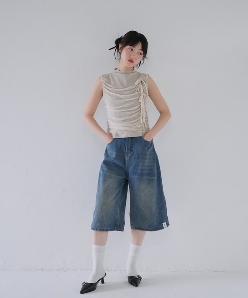 Uenui(ウニュイ)の「ギャザー ノースリーブ トップス カットソー ノースリーブトップス(タンクトップ・レディース・ホワイト/ブラック・FREE)」の9枚目の写真