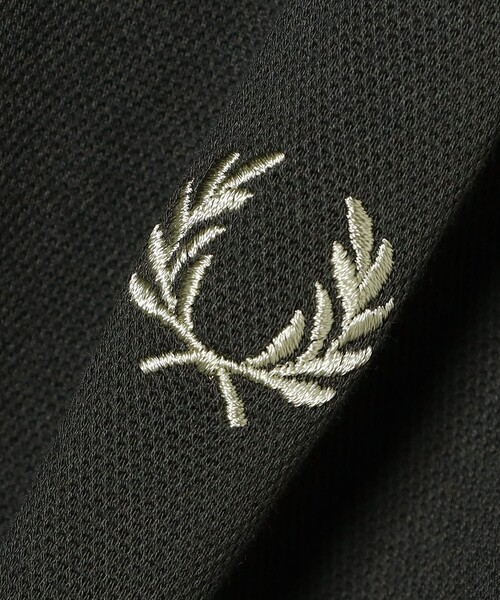 FRED PERRY（フレッドペリー）の「【別注】FRED PERRY / SINGLE TIP RELAX PIQUE TEXTURE SHIRT（ポロシャツ・メンズ・ネイビー/ブラック/ダークグリーン・X-LARGE/LARGE/MEDIUM/SMALL）」の21枚目の写真