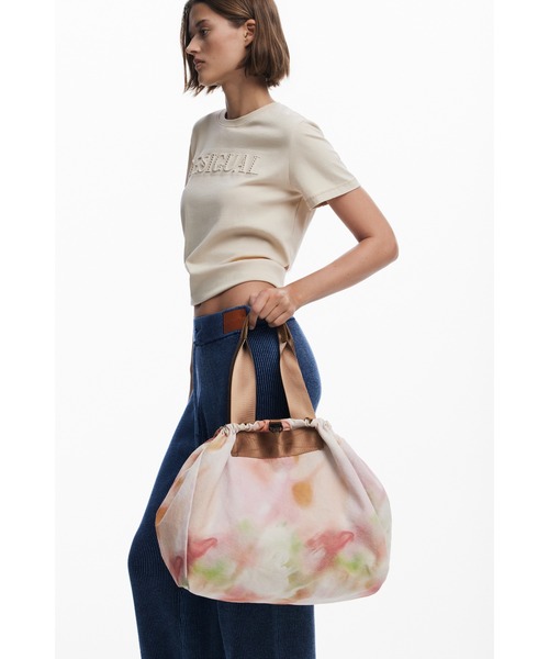 Desigual（デシグアル）の「ミディアムサイズのリバーシブルナイロンバッグ　トート（トートバッグ・レディース・レッド・FREE）」の6枚目の写真