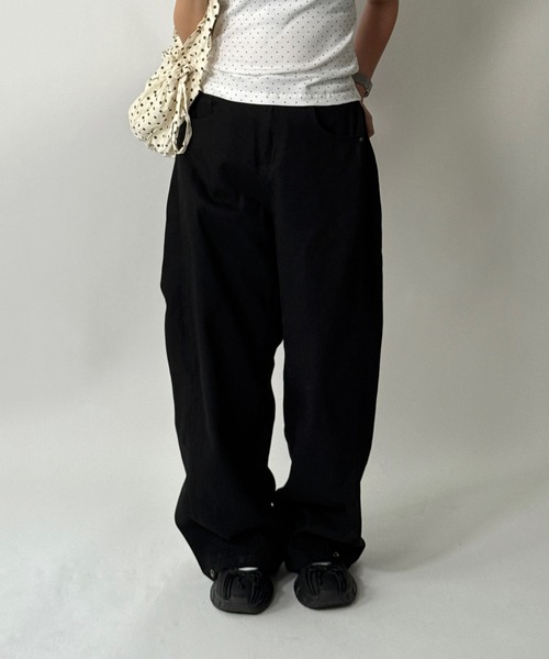 by muni:r（バイ ムニール）の「【着用動画あり・2色・2サイズ展開】サイドスリットスナップパンツ（その他パンツ・レディース・ブラック/ベージュ・SMALL/MEDIUM）」の17枚目の写真