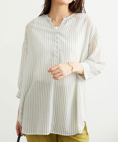 BELLUNA PLUS（ベルーナ）の「シャリ感シアー素材多ボタンチュニック（チュニック・レディース・ブラック系その他/ブルー系その他/ホワイト系その他・MEDIUM/LARGE/X-LARGE）」の15枚目の写真