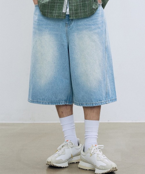 F.ILLUMINATE(フィルミネイト)の「【UNISEX】Filluminate/カーブバミューダパンツ(その他パンツ・レディース・ブルー/ライトブルー・SMALL/MEDIUM)」の2枚目の写真