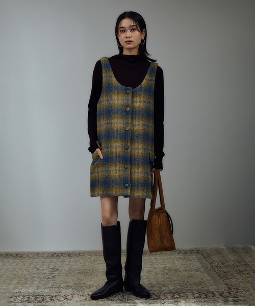 SALON adam et rope'(サロン アダム エ ロペ)の「BALLIシャギーミニジャンパースカート(ジャンパースカート・レディース・グレー系その他/イエロー系その他・FREE)」の21枚目の写真