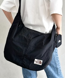 THE NORTH FACE（ザノースフェイス）の「国内未発売 THE NORTH FACE(ザ・ノースフェイス)/A4対応 軽量 大容量 ショルダー ホーボーバッグ/WL HOBO SHOULDER BAG L（ショルダーバッグ・メンズ）」