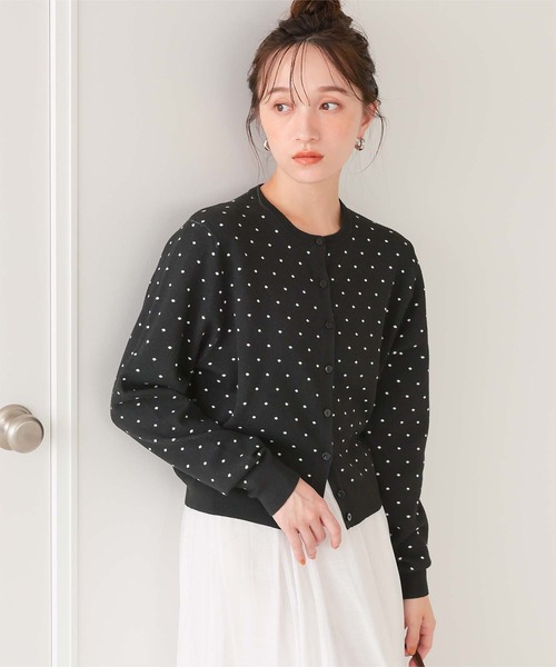 titivate（ティティベイト）の「ドットジャガードニットカーディガン（カーディガン/ボレロ・レディース・ネイビー/ライトベージュ/ブラック/グレー/ブラウン・M/L）」の2枚目の写真