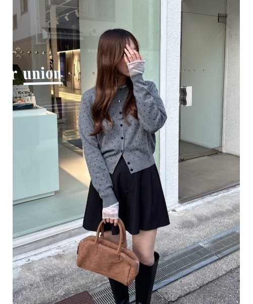 titivate(ティティベイト)の「ドットジャガードニットカーディガン(カーディガン/ボレロ・レディース・ネイビー/ライトベージュ/ブラック/グレー/ブラウン・M/L)」の16枚目の写真
