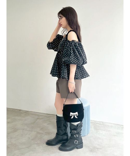 LILY BROWN（リリーブラウン）の「[L.B CANDY STOCK]ビジューラウンド