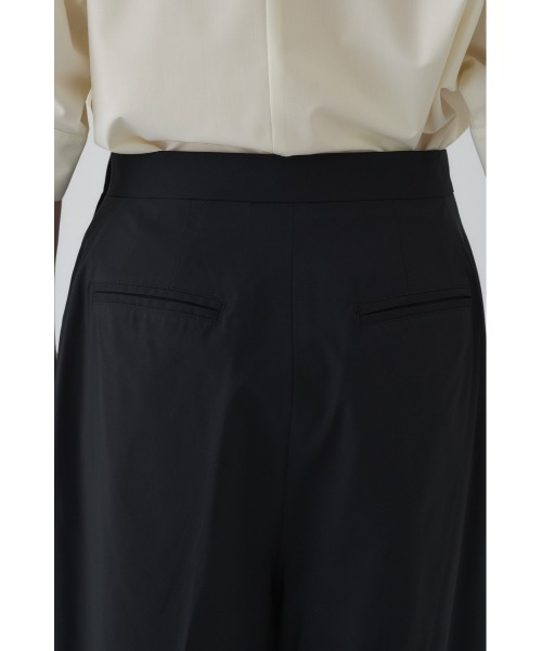 RIM.ARK（リムアーク）の「Move belt light PT ムーブベルトライトパンツ（スラックス・レディース・グレー/ブラック・38/36）」の10枚目の写真