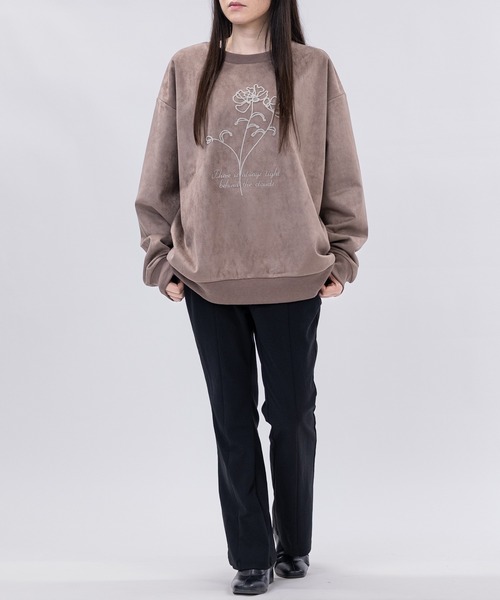 Naive magic（ナイーブマジック）の「【a】〔NAIVE MAGIC〕裏起毛カットスウェード チェーン フラワーエンブロイダリー クルーネックスウェット（スウェット・メンズ・ブラウン/ネイビー/アイボリー/チャコールグレー・LARGE/MEDIUM）」の22枚目の写真